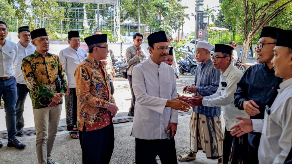 Bertemu Ulama dan Tokoh Madura, Gus Ipul Titip Kesuksesan Sekolah Rakyat